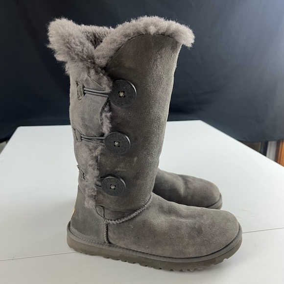 Ugg Bailey triplet boots - Picture 1 of 9